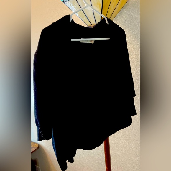 Black faded glory size large sweater - Picture 1 of 3